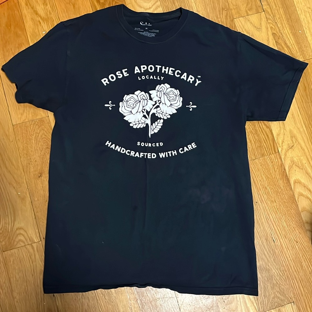 AUTHENTIC SCHITT'S CREEK ROSE  APOTHECARY BLACK COTTON T-SHIRT Sz M